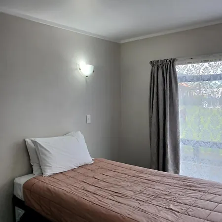 Ambassador Motel Palmerston North Exterior photo