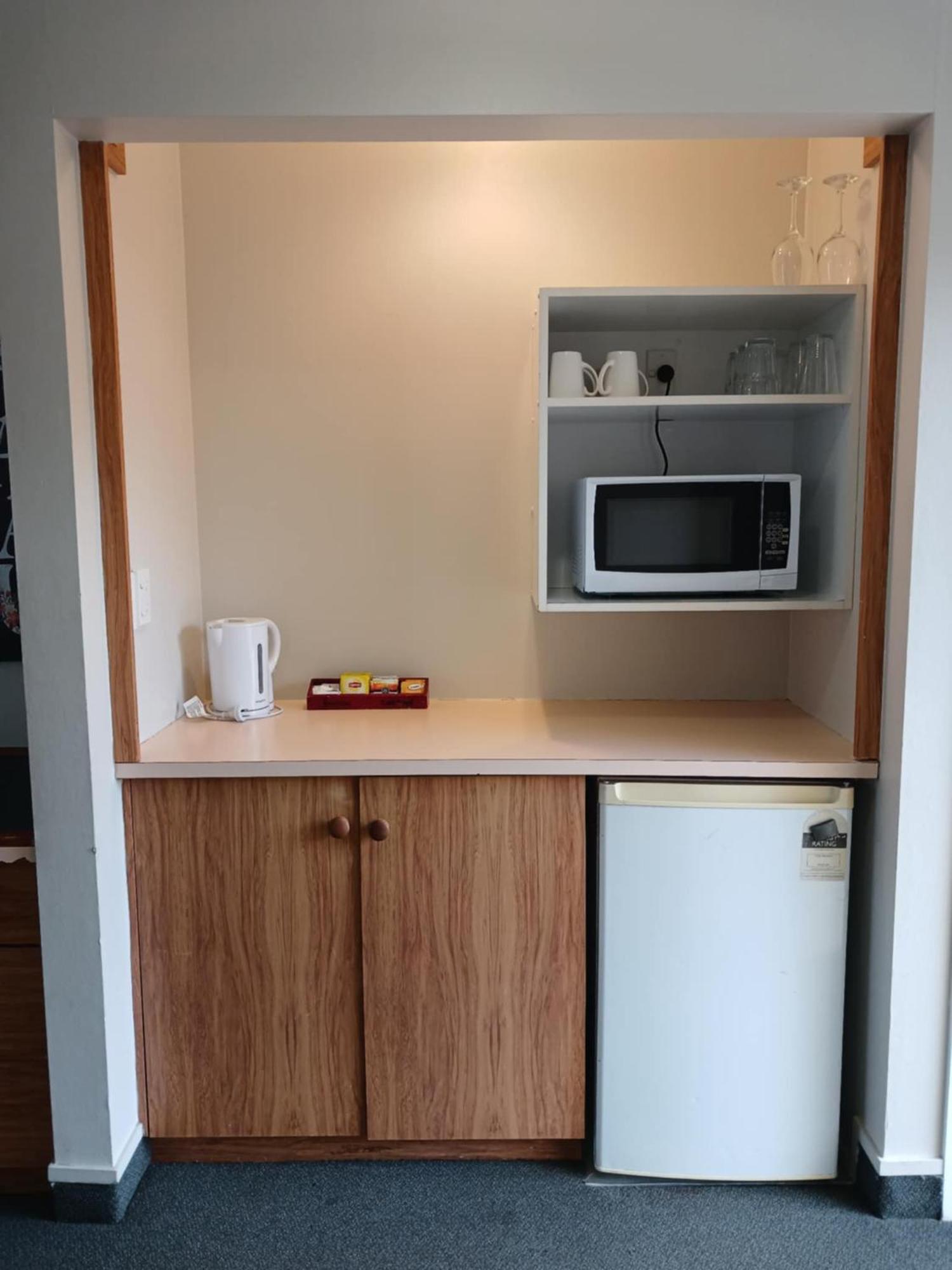 Motel Ambassador 3*