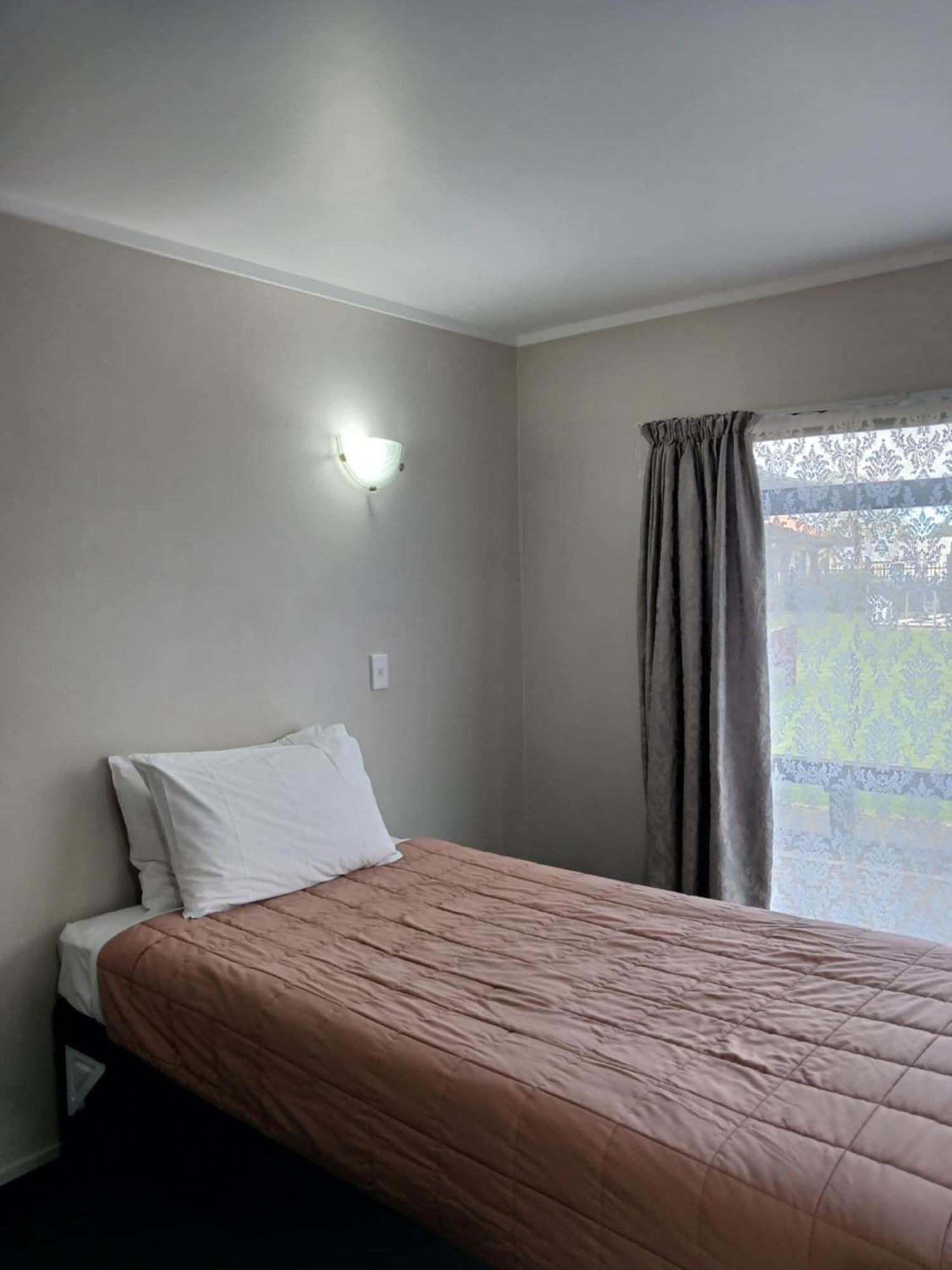 Ambassador Motel Palmerston North