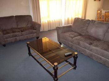 Ambassador 3*